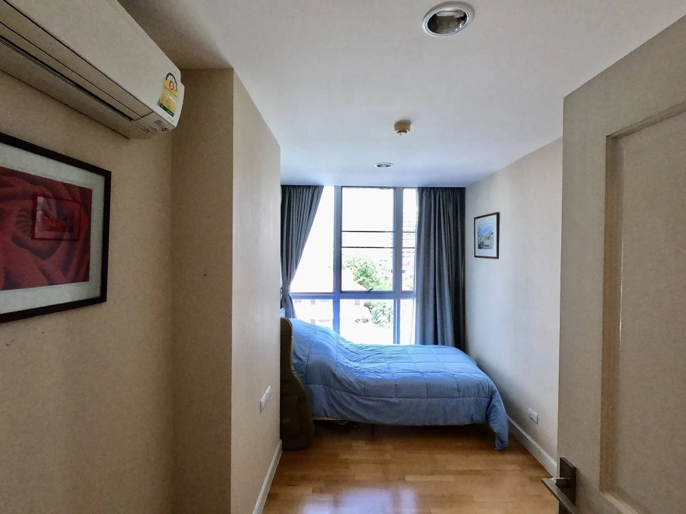 ขาย The fine Ari 4-พหลโยธิน มีห้องที่อยู่ติดกัน เพียงห้องเดียว จึง เงียบสงบมาก เป็นคอนโด Slow life สำหรับคนที่ไม่ชอบความวุ่นวาย