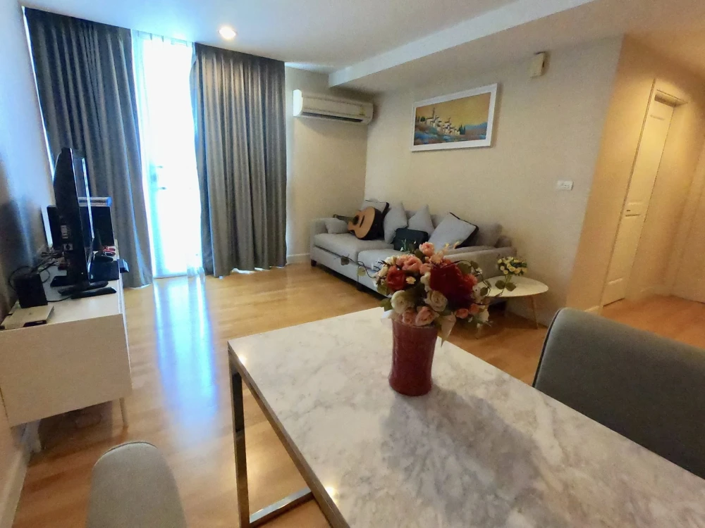 ขาย The fine Ari 4-พหลโยธิน มีห้องที่อยู่ติดกัน เพียงห้องเดียว จึง เงียบสงบมาก เป็นคอนโด Slow life สำหรับคนที่ไม่ชอบความวุ่นวาย