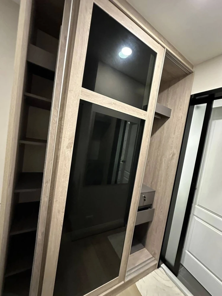 ขาย The Indeed Condo Amata ห้องน่าอยู่ มาพร้อมเฟอร์และเครื่องใช้ไฟฟ้าครบครัน รีบจองเลย