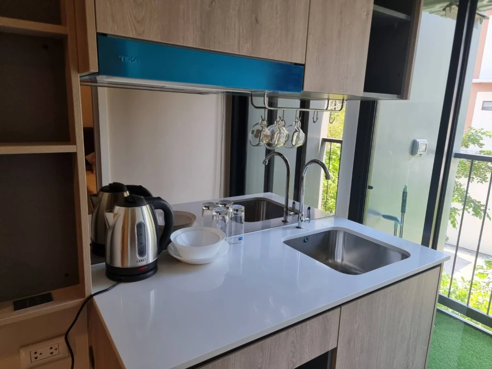 ขาย The Indeed Condo Amata ห้องน่าอยู่ มาพร้อมเฟอร์และเครื่องใช้ไฟฟ้าครบครัน รีบจองเลย