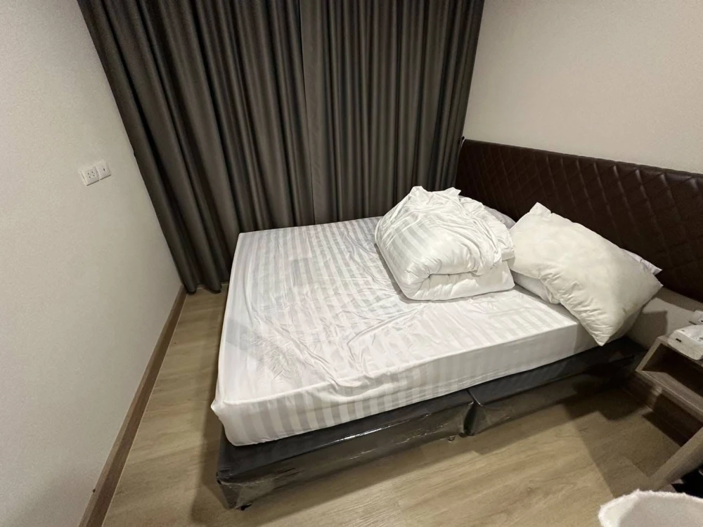 ขาย The Indeed Condo Amata ห้องน่าอยู่ มาพร้อมเฟอร์และเครื่องใช้ไฟฟ้าครบครัน รีบจองเลย