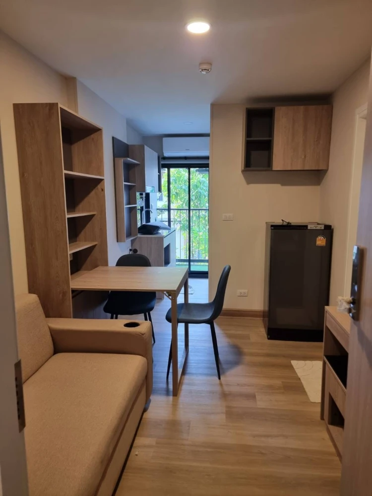 ขาย The Indeed Condo Amata ห้องน่าอยู่ มาพร้อมเฟอร์และเครื่องใช้ไฟฟ้าครบครัน รีบจองเลย