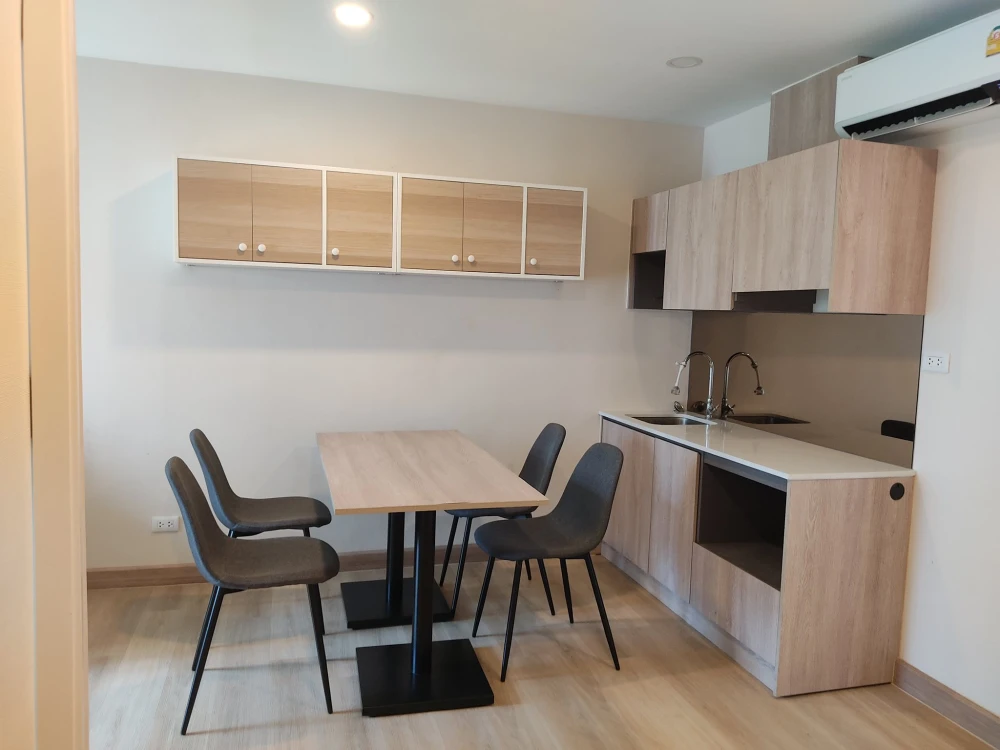 ขาย The Indeed Condo Amata 1 ห้องนอน 1 ห้องน้ำ พื้นที่ใช้สอยเยอะ เฟอร์ครบครัน ห้ามพลาด