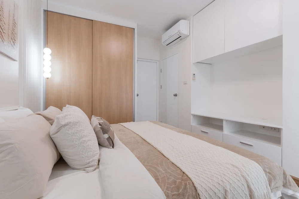 ขาย The IRIS Rama 9-Srinakarin  ชั้น 6 อาคาร เอฟ ตกแต่งสวยมากๆ น่าอยู่สุดๆ พร้อมเฟอร์ฯครบๆ รีบจองเลย