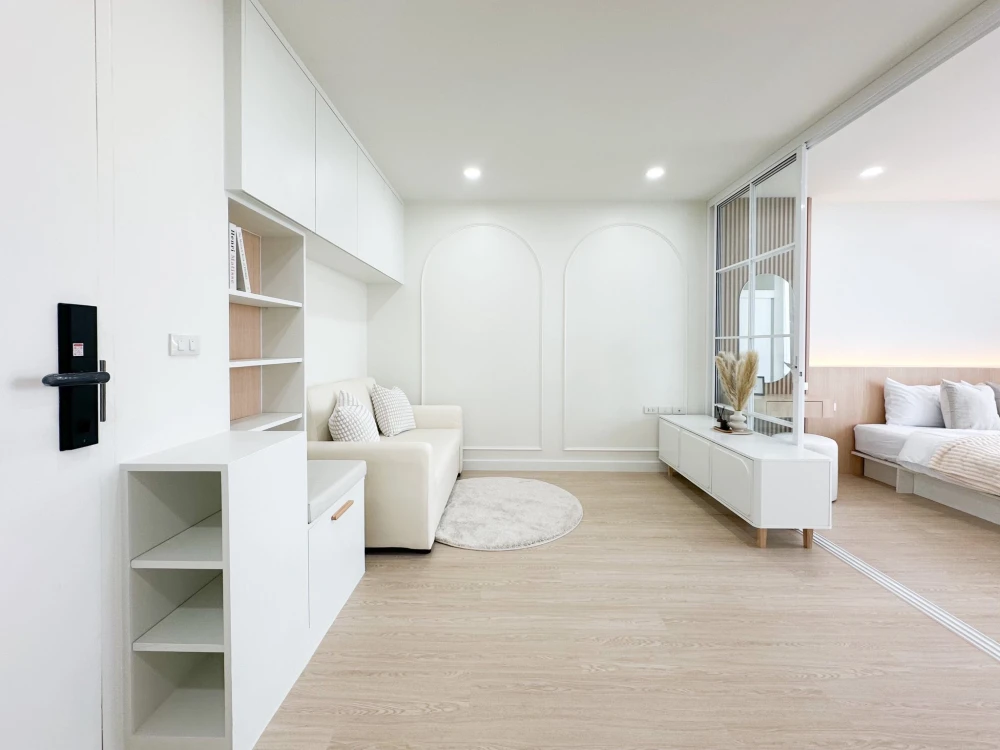 ขาย The IRIS Rama 9-Srinakarin ห้องชั้น 4 แต่งครบ วิวสวย ไม่บล็อค สิ่งอำนวยความสะดวกครบครัน ห้ามพลาด