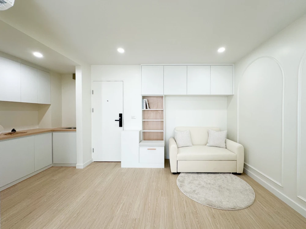 ขาย The IRIS Rama 9-Srinakarin ห้องชั้น 4 แต่งครบ วิวสวย ไม่บล็อค สิ่งอำนวยความสะดวกครบครัน ห้ามพลาด