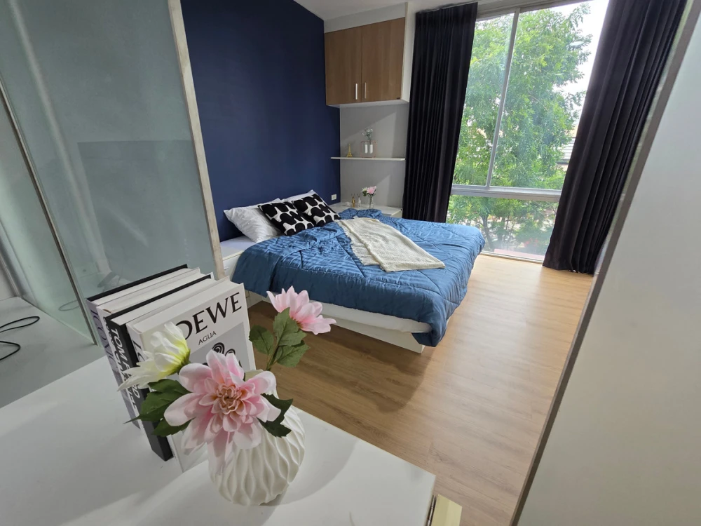 ขาย The IRIS Rama 9-Srinakarin 1 ห้องนอน 1 ห้องน้ำ แต่งสวยคุมโทนสุดปัง ทำเลดี เดินทางสะดวก จองด่วน images