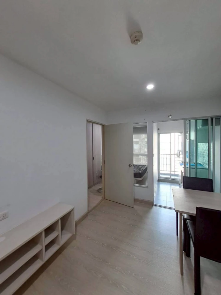 ขาย The Kith Plus สุขุมวิท 113 บรรยากาศสงบ มีระเบียง รับลมสบาย เคาน์เตอร์ครัวทำอาหารได้จริง รีบจองเลย