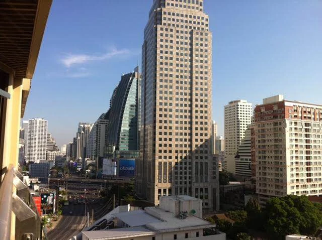 ขาย The Lake Sukhumvit 16 ห้องกว้างอยู่สบาย เฟอร์พร้อม รีบจองเลย