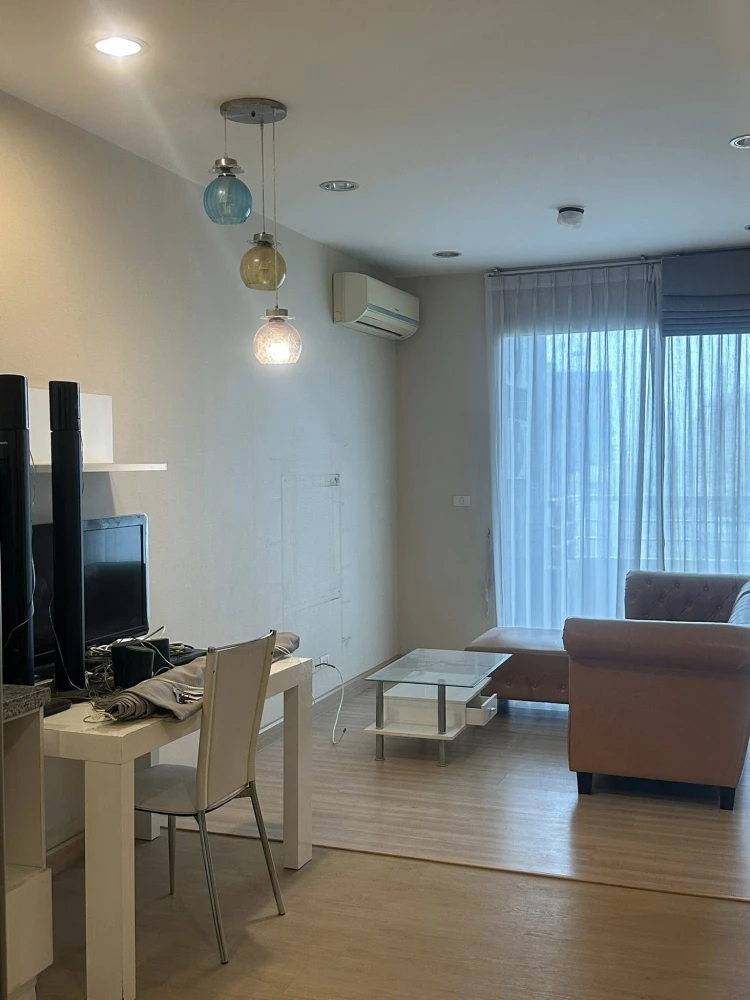 ขาย The LightHouse Sathorn-Chareonnakorn ห้องชั้นสูง พร้อมเฟอร์ + เครื่องใช้ไฟฟ้า ดีแบบนี้ห้ามพลาดจองเลย!!!