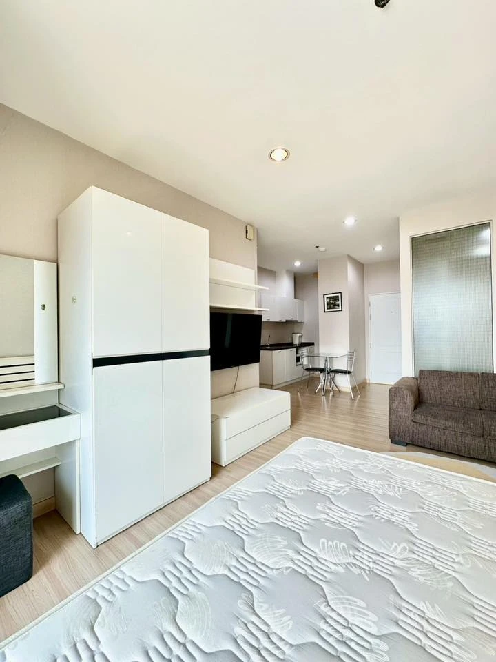 ขาย The LightHouse Sathorn-Chareonnakorn ห้องสตูดิโอ ทำเลดี เดินทางสะดวก เฟอร์นิเจอร์ครบครัน จองเลย