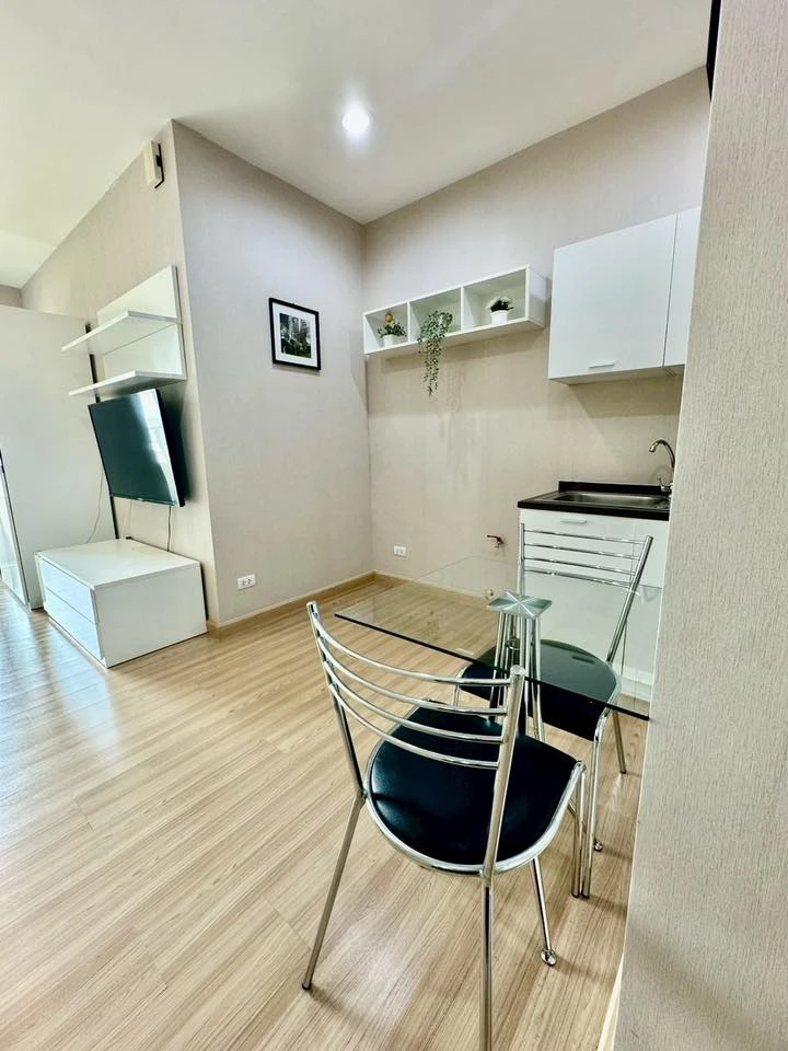 ขาย The LightHouse Sathorn-Chareonnakorn ห้องสตูดิโอ ทำเลดี เดินทางสะดวก เฟอร์นิเจอร์ครบครัน จองเลย