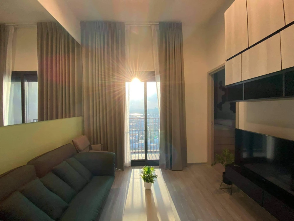 ขาย The Line Sukhumvit 101 1 ห้องนอน 1 ห้องน้ำ มาพร้อมเฟอร์นิเจอร์และเครื่องใช้ไฟฟ้าครบครัน จองเลย