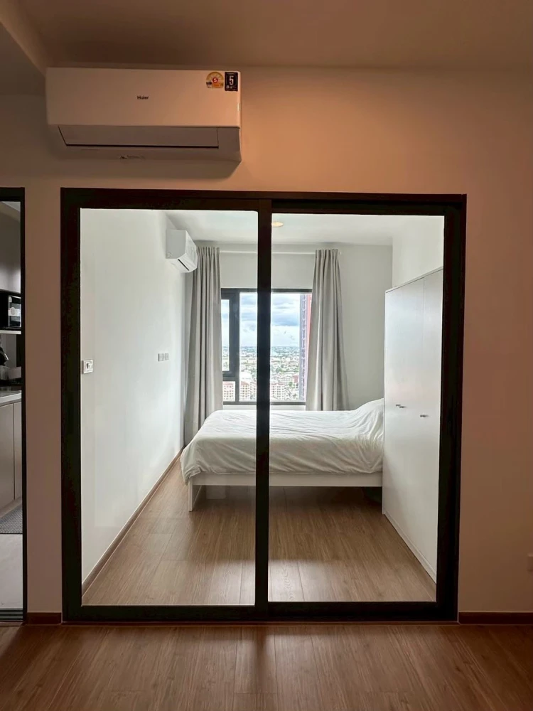 ขาย The Livin Ramkhamhaeng 1 ห้องนอน 1 ห้องน้ำ เฟอร์นิเจอร์ครบครัน ดีแบบนี้ห้ามพลาด