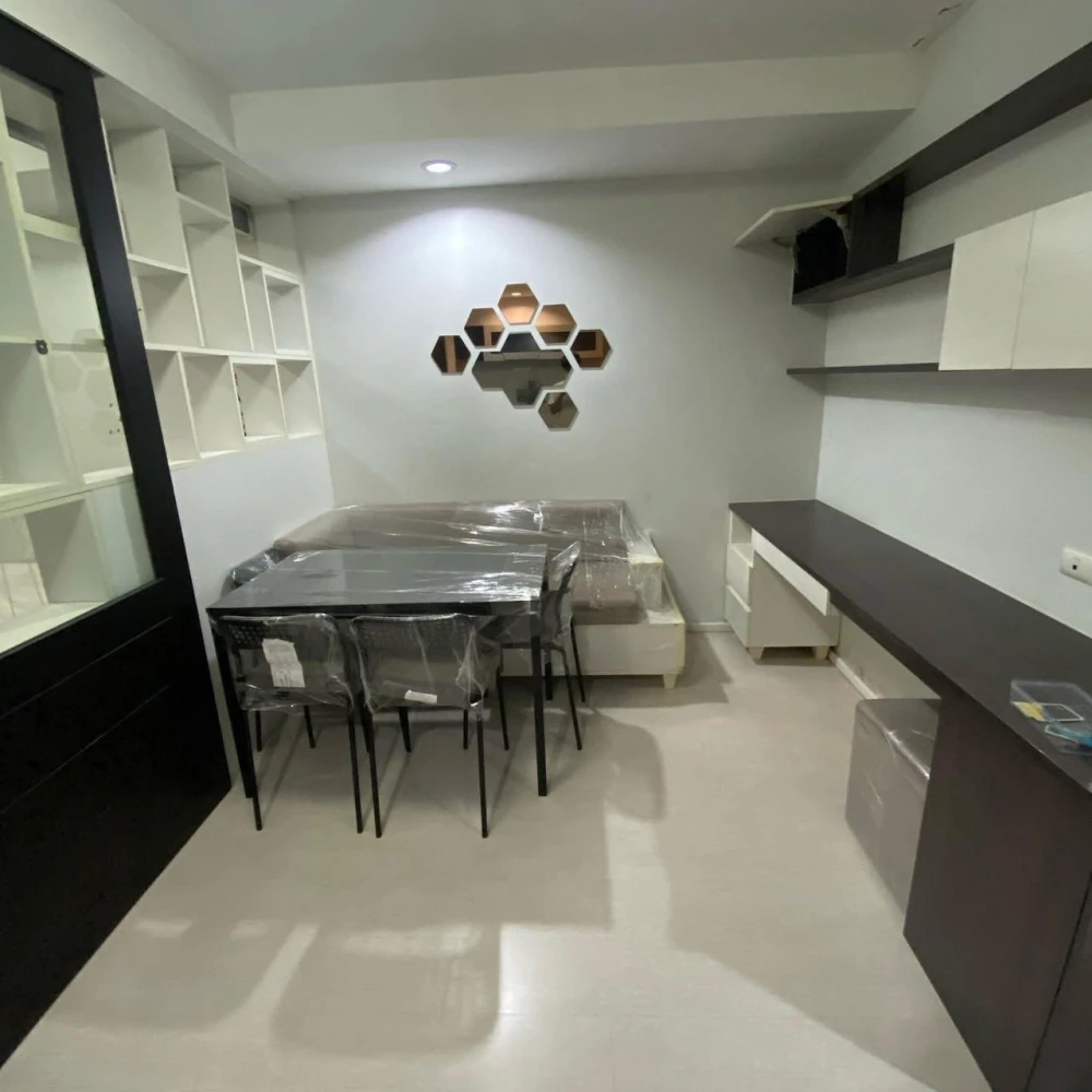 ขาย The Log 3 Sukhumvit 101/1 ห้องสตูดิโอ ชั้น 2 มาพร้อมสิ่งอำนวยความสะดวกครบครัน รีบจองเลยตอนนี้