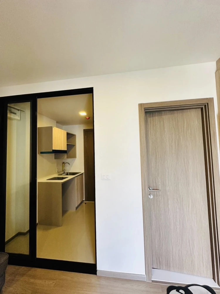 ขาย THE MUVE Ram 22 ห้องชั้นไม่สูง เฟอร์ครบ + เครื่องใช้ไฟฟ้า จองเลยห้ามพลาด!!