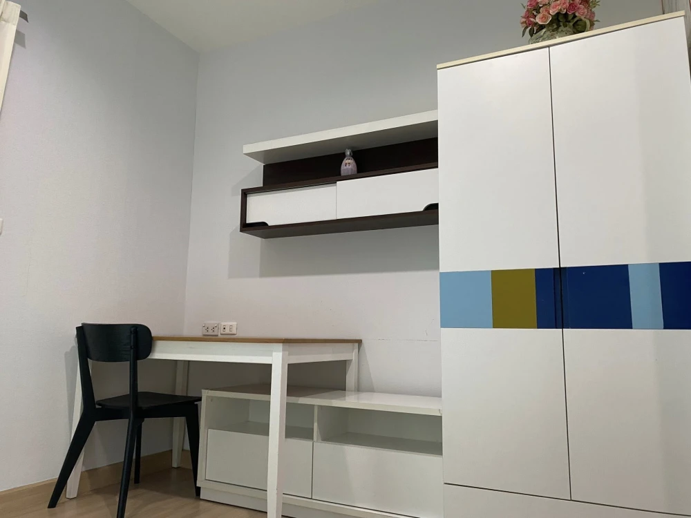 ขาย The niche mono รัชวิภา เฟอร์นิเจอร์ครบ พร้อมเครื่องใช้ไฟ ครบครัน หิ้วกระเป๋าเข้าอยู่ได้เลย