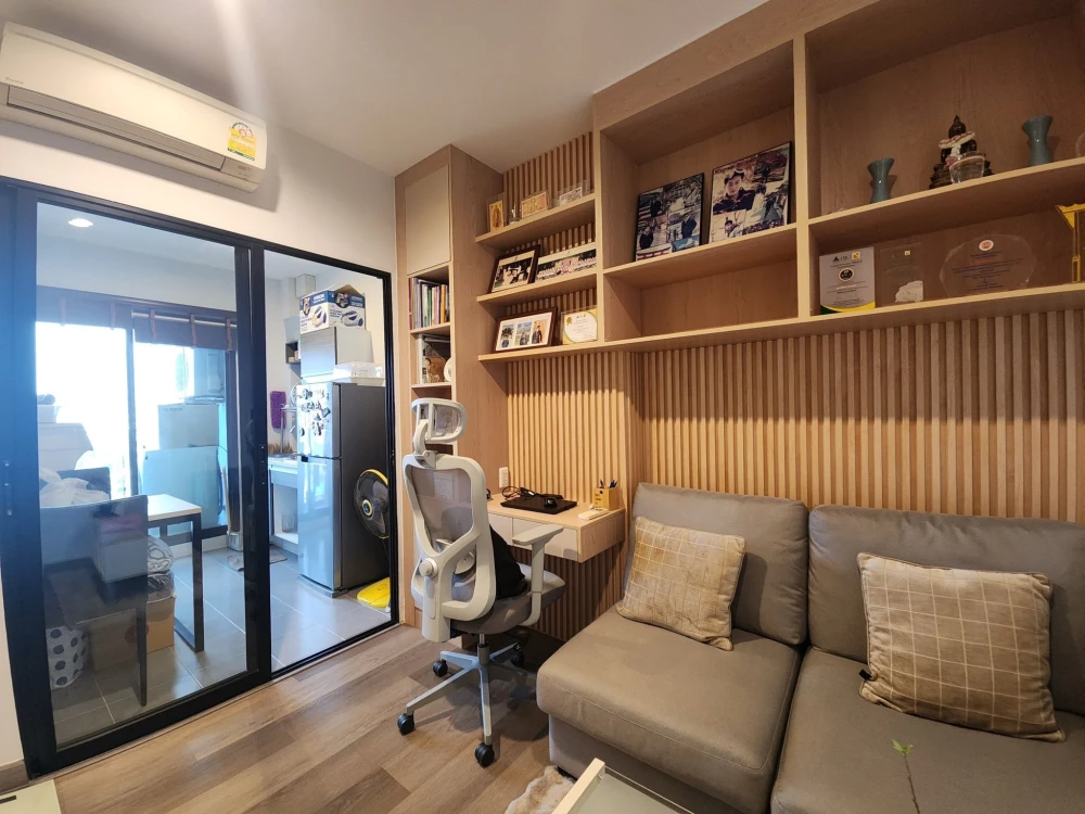 ขาย The Niche Mono Ratchavipha ห้องแต่งครบ Built-in สวย โทนไม้อบอุ่น พร้อมเฟอร์นิเจอร์และของใช้ในห้อง เหมาะสำหรับคนที่อยากซื้อแล้วเข้าอยู่ได้ทันที