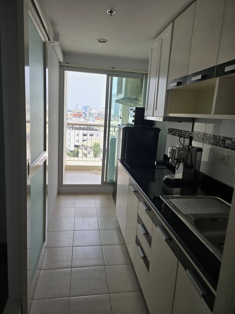 ขาย The Niche Ratchada-Huaikwang ห้องชั้น 9 มาพร้อมสิ่งอำนวยความสะดวกครบครัน พลาดแล้วจะเสียใจ