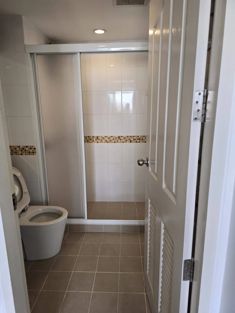 ขาย The Niche Ratchada-Huaikwang ห้องชั้น 9 มาพร้อมสิ่งอำนวยความสะดวกครบครัน พลาดแล้วจะเสียใจ