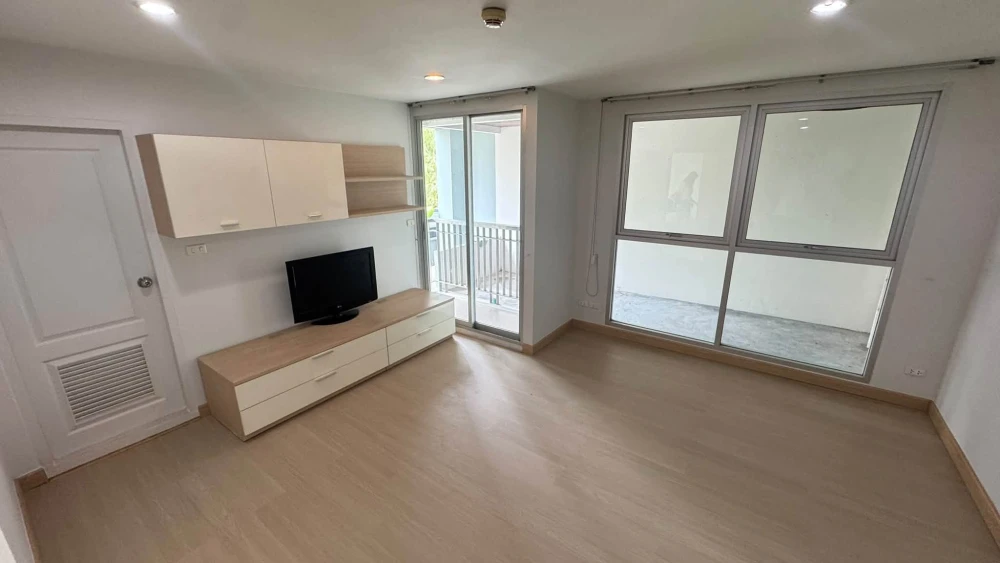 ขาย The Niche Sukhumvit 49 ห้องชั้น 2 พื้นที่ใช้สอยเยอะ ในทำเลดี เดินทางสะดวก ห้ามพลาด