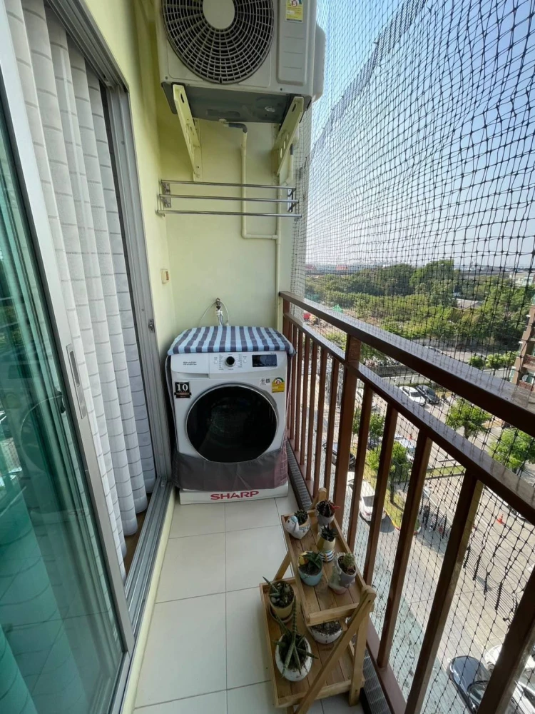 ขาย  The Parkland Lite Sukhumvit – Paknam  ห้องพร้อมเฟอร์ มาแต่ตัวเข้าอยู่ได้เลย มีระเบียง ดีแบบนี้รีบจองเลย