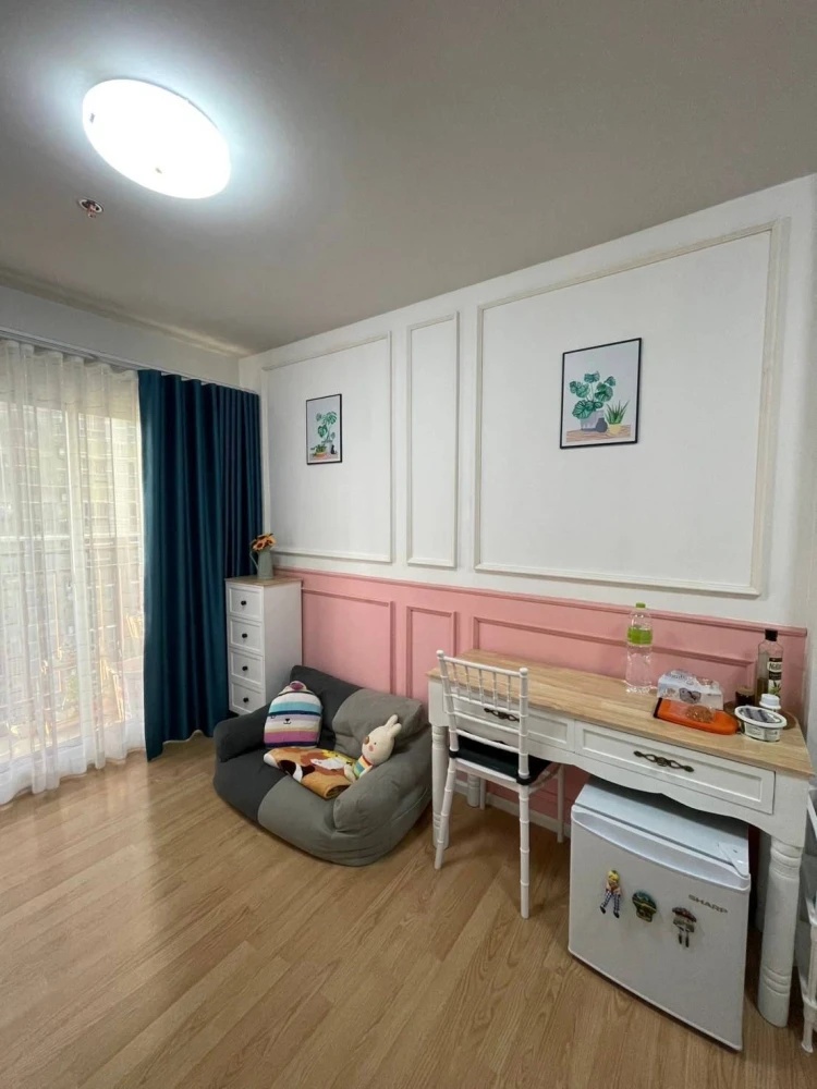 ขาย  The Parkland Lite Sukhumvit – Paknam  ห้องพร้อมเฟอร์ มาแต่ตัวเข้าอยู่ได้เลย มีระเบียง ดีแบบนี้รีบจองเลย