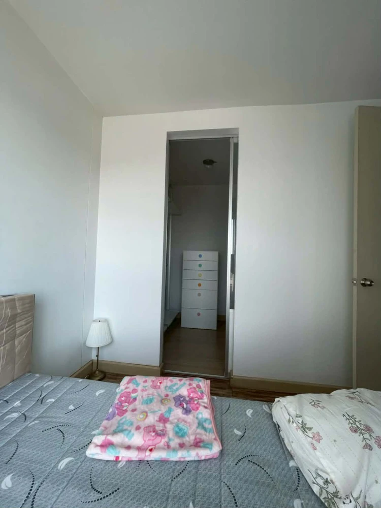 ขาย The Parkland Srinakarin ห้องน่าอยู่ เฟอร์พร้อม กว้างขวาง จองเลย