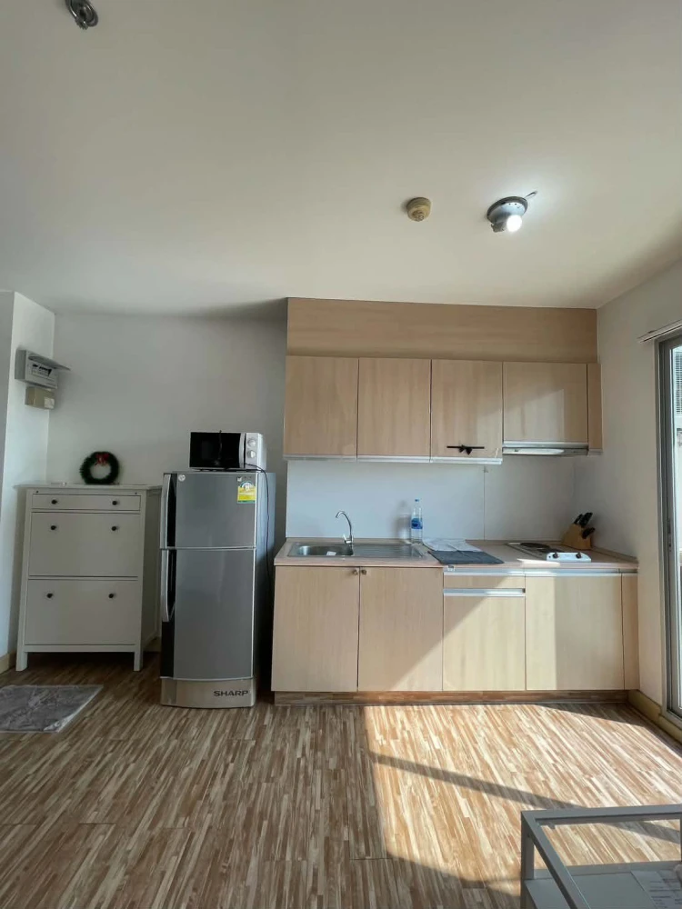 ขาย The Parkland Srinakarin ห้องน่าอยู่ เฟอร์พร้อม กว้างขวาง จองเลย