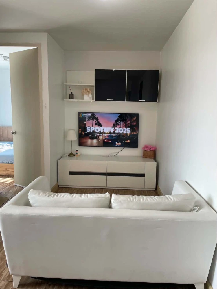 ขาย The Parkland Srinakarin ห้องน่าอยู่ เฟอร์พร้อม กว้างขวาง จองเลย