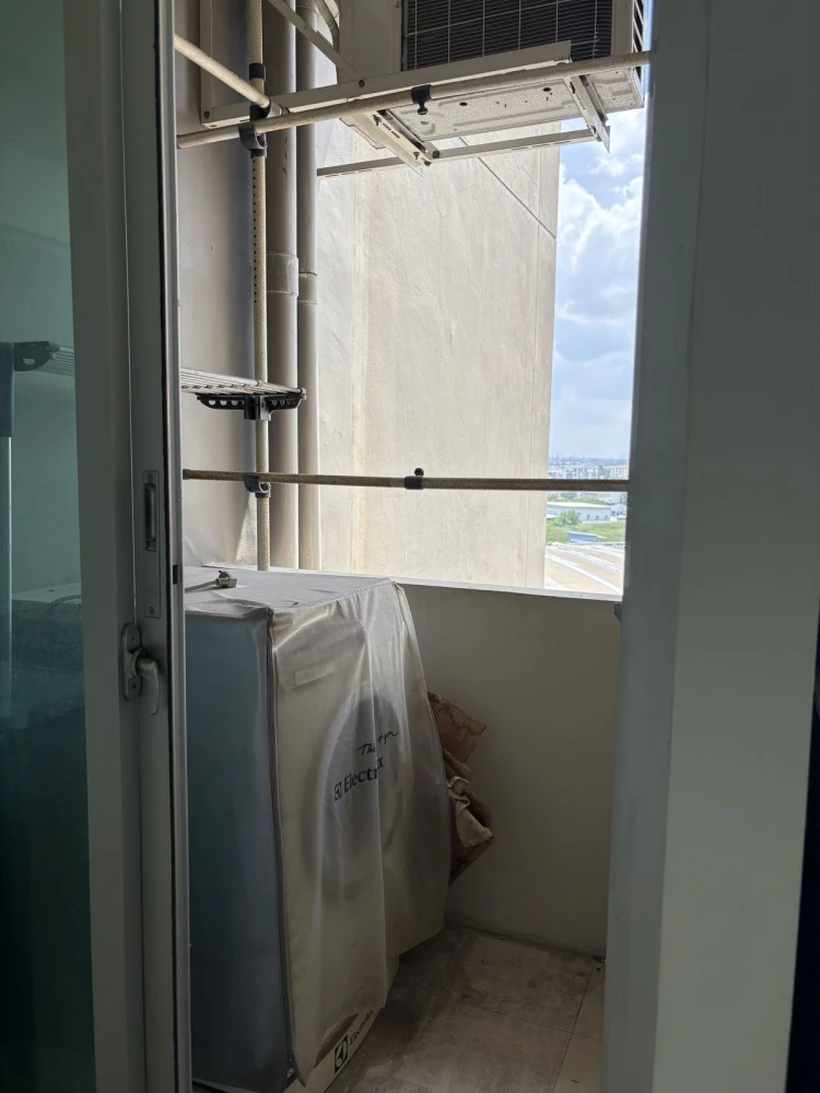 ขาย The Parkland Srinakarin Lakeside ชั้น 12 ห้องแต่งครบ พร้อมอยู่ จองเลย ด่วนๆ