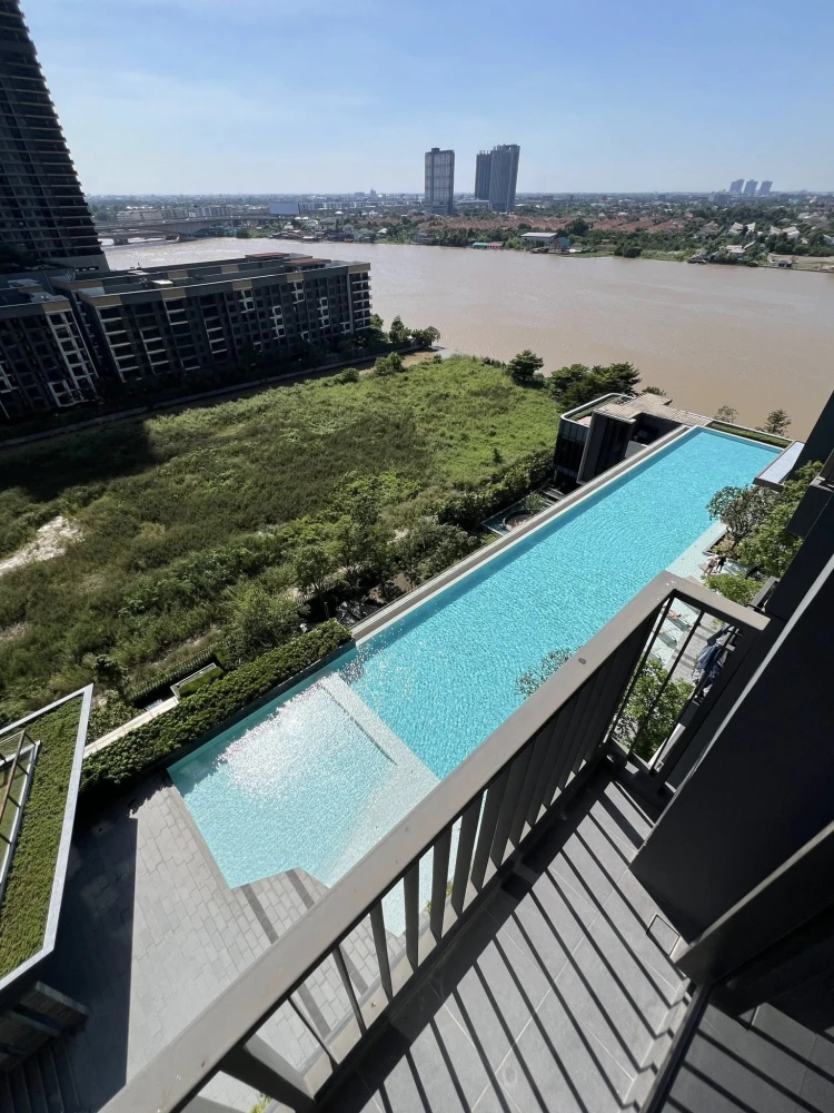 ขาย The Politan Aqua ห้องเปล่า มีเฟอร์นิเจอร์บิ้วอินอย่างดี ทำเลดี เห็นวิวแม่น้ำเจ้าพระยา จองเลย