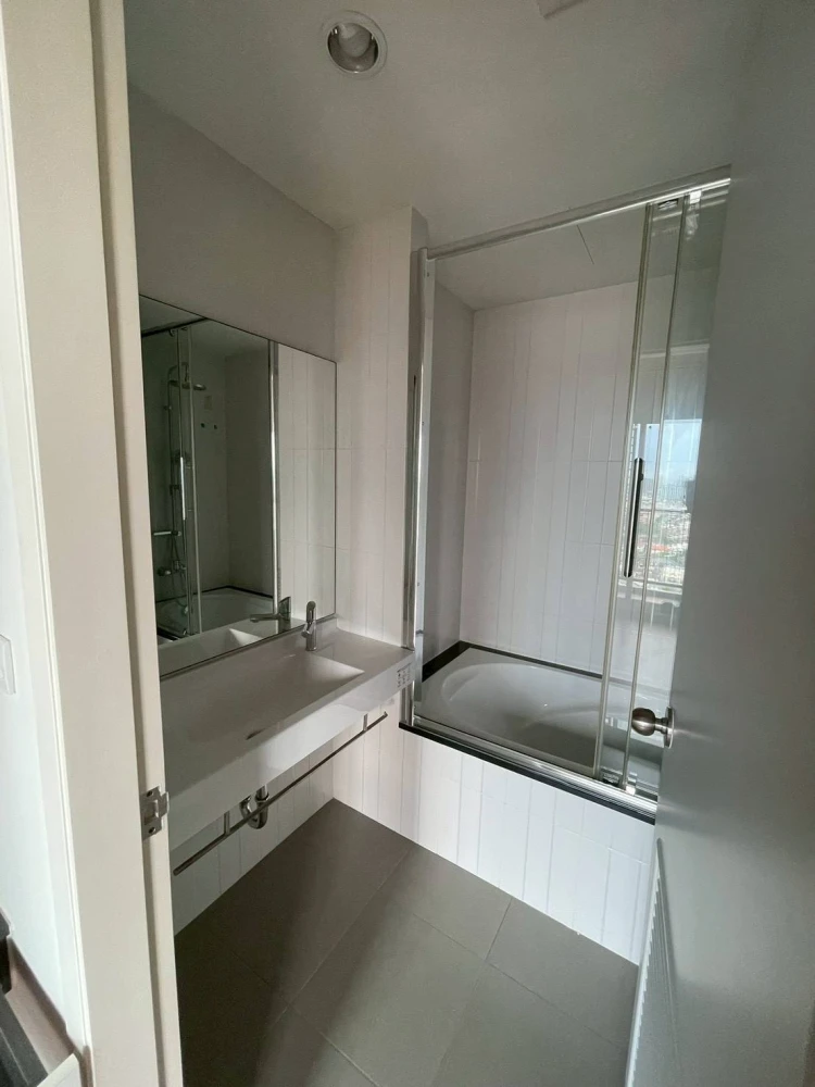 ขาย The President Petchkasem-Bangkhae ห้องเปล่า ชั้นสูง ลมดี ห้องกว้างขวางอยู่สบาย สายแต่งห้องห้ามพลาด จองเลย