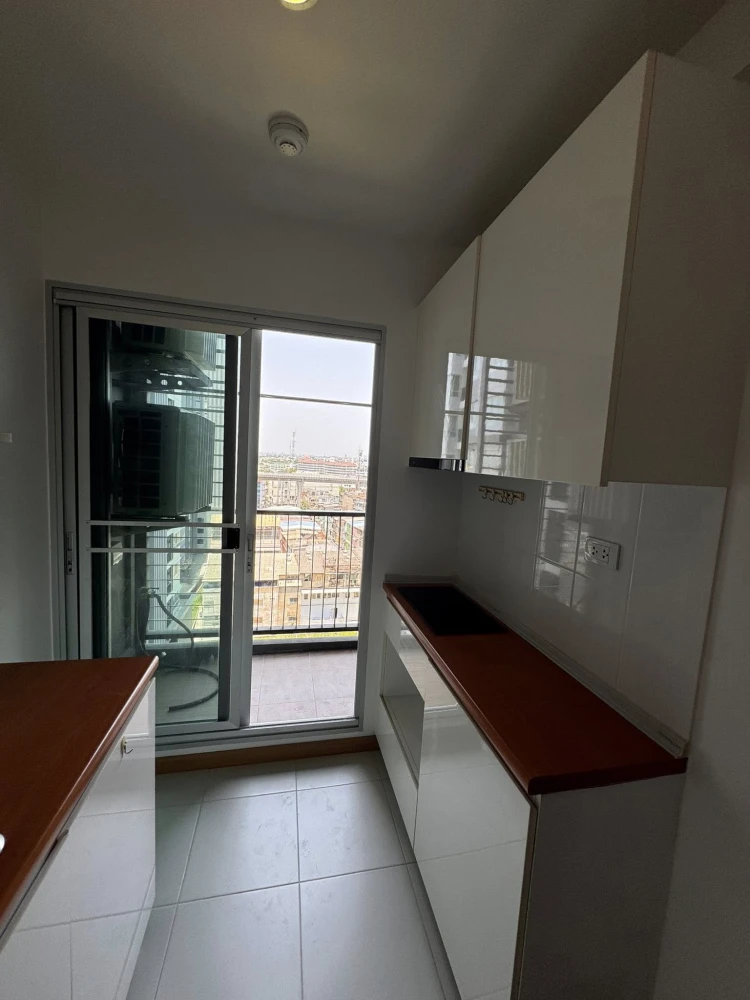 ขาย The President Sathorn - Ratchaphruek 2 ห้องกว้างขวาง อยู่สบายมากๆ ตกแต่งฟังก์ชั่นครบ พร้อมเข้าอยู่ได้เลยจ้า