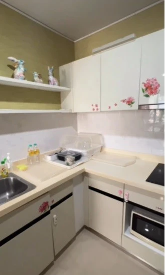 ขาย The President Sukhumvit 81 ห้องน่าอยู่ มาพร้อมเฟอร์ครบครัน แต่งสุดปัง จองเลย