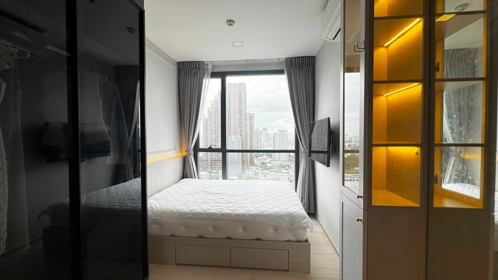 ขาย The Privacy Jatujak ห้องโปร่ง เพดานสูง วิวสวย โล่งสบาย เฟอร์นิเจอร์และเครื่องใช้ไฟฟ้าครบ พร้อมเข้าอยู่