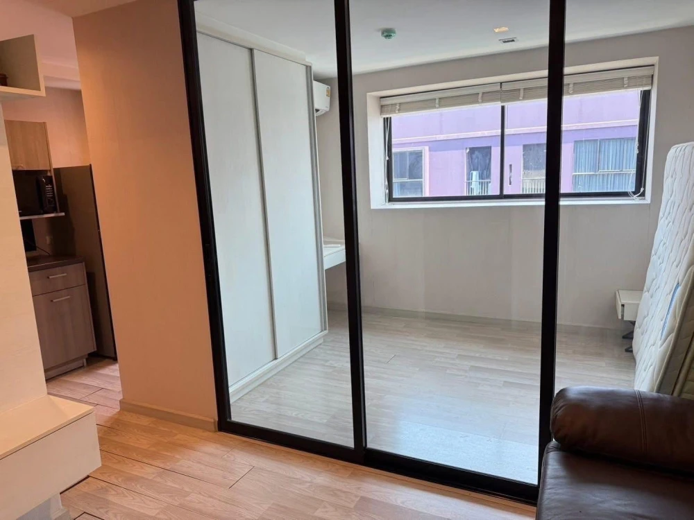 ขาย The Privacy Prachauthit–Suksawat ห้องชั้น 8 มาพร้อมเฟอร์นิเจอร์และส่วนกลางครบครัน จองเลย