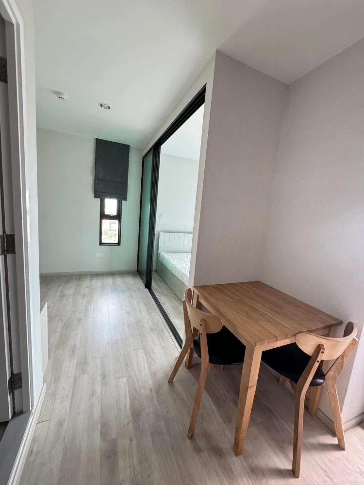 ขาย The Privacy rama 9 เฟอร์นิเจอร์และเครื่องใช้ไฟฟ้าครบครัน รับแสงธรรมชาติได้สองด้าน สนใจจองเลย