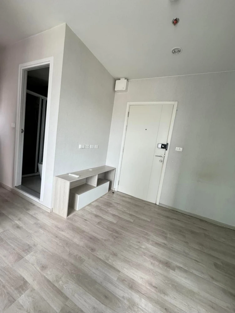 ขาย The Privacy rama 9 เฟอร์นิเจอร์และเครื่องใช้ไฟฟ้าครบครัน รับแสงธรรมชาติได้สองด้าน สนใจจองเลย