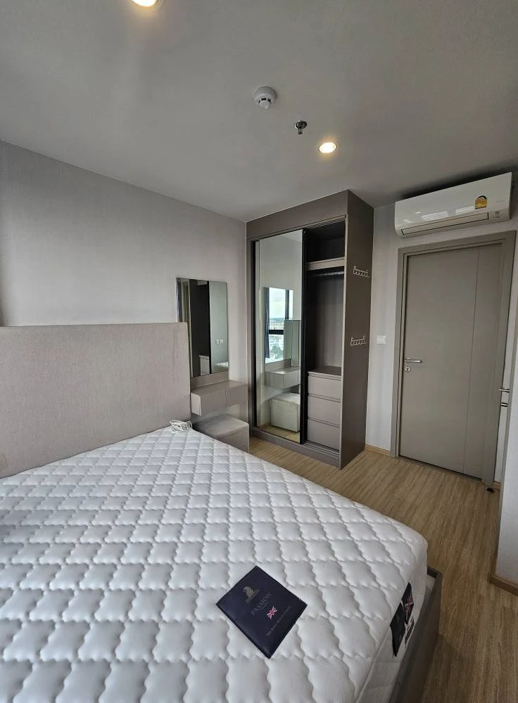 ขาย  The Privacy Thaphra Interchange 1 ห้องนอน 1 ห้องน้ำ ห้องริม วิวสระว่ายน้ำ ราคาไม่แรง ซื้อเลยจ้า อย่ารอช้า