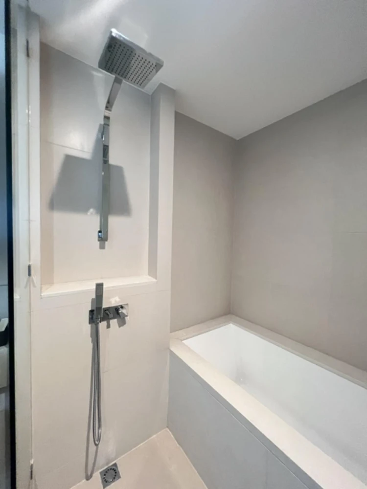 ขาย The River ชั้น 51 ห้องมุม วิวแม่น้ำสวย แต่งครบ สนใจรีบจองเลย ด่วนๆ