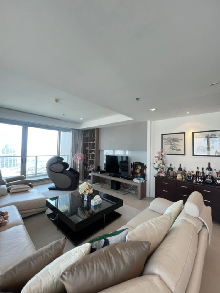 ขาย The River ชั้น 51 ห้องมุม วิวแม่น้ำสวย แต่งครบ สนใจรีบจองเลย ด่วนๆ