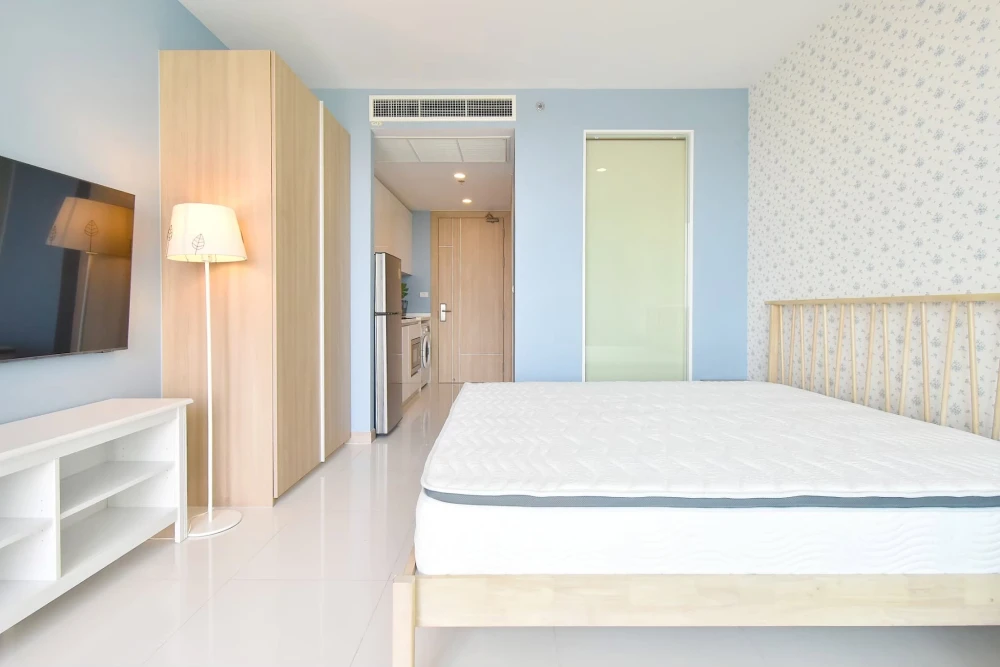 ขาย The Riviera วงศ์อมาตย์ บีช ห้องสตูดิโอ ติดวอลเปเปอร์อย่างดี ตกแต่งน่าอยู่มากๆ รีบจองเลย