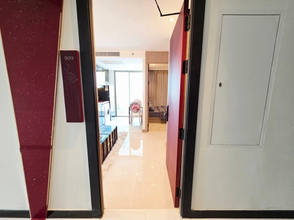 ขาย  The Riviera Ocean Drive  ห้องน่าอยู่ เลขห้องสวย วิวทะเล รีบจองเลย