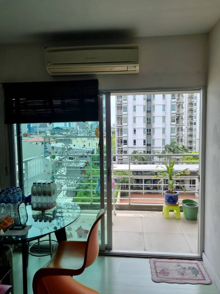 ขาย The Room Rathcada-Ladprao 2 ห้องนอน พื้นที่ใช้สอยเยอะ วิวสระว่ายน้ำ รีบจองด่วนๆ