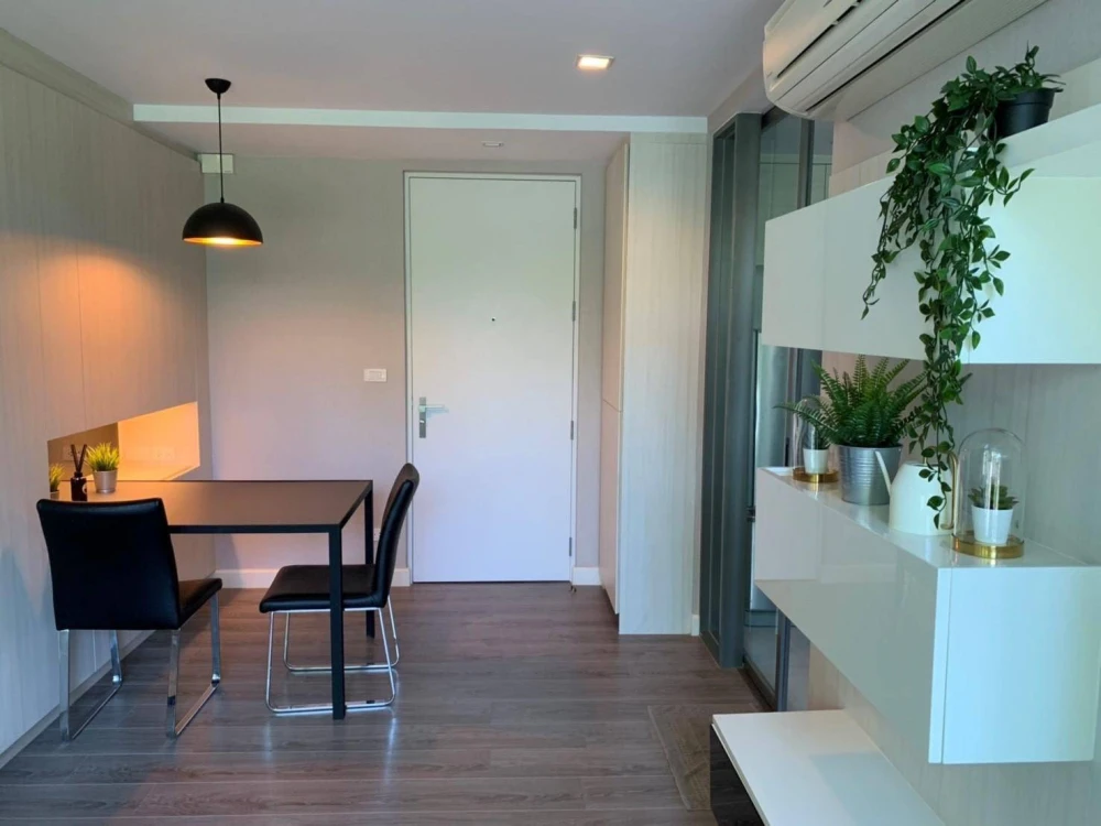 ขาย The Room Sukhumvit 40 ชั้น 3 ห้องแต่งครบ น่าอยู่ จองเลย ห้ามพลาด