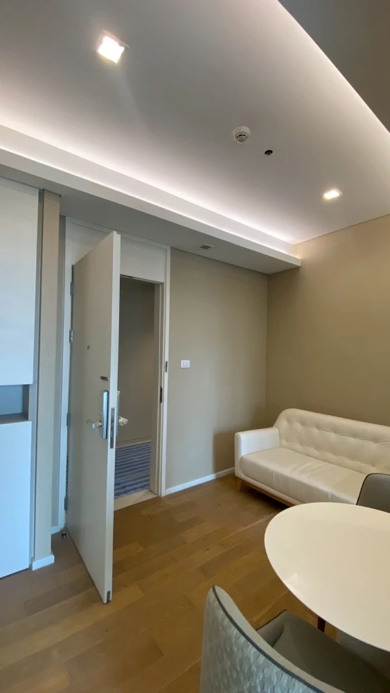 ขาย The Saint Residences ห้องชั้นสูง มีเฟอร์ กว้างขวางอยู่สบาย จองเลย