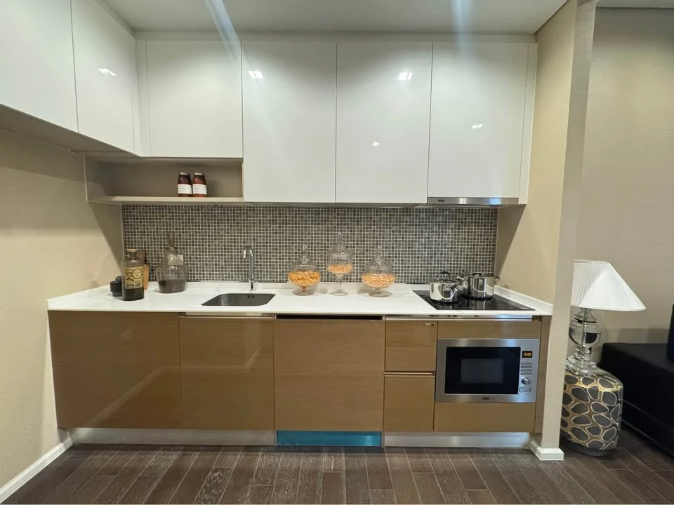 ขาย The Saint Residences 2 ห้องนอน 2 ห้องน้ำ ขนาดกว้างมาก 57 ตร.ม. ตกแต่งครบครัน สนใจจองเลย