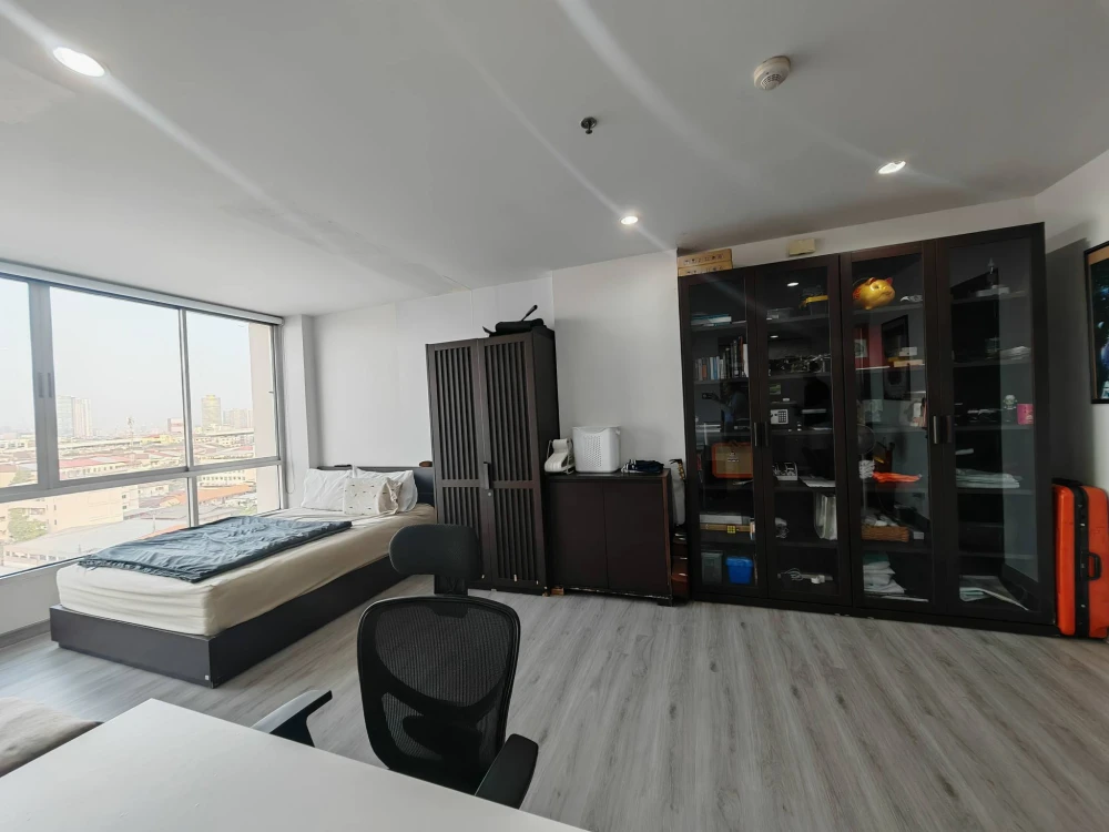 ขาย The Star Estate @ rama 3 ห้องกว้างพื้นที่ใช้สอยเยอะ ทำเลดี มาพร้อมสิ่งอำนวยความสะดวกครบครัน ห้ามพลาด