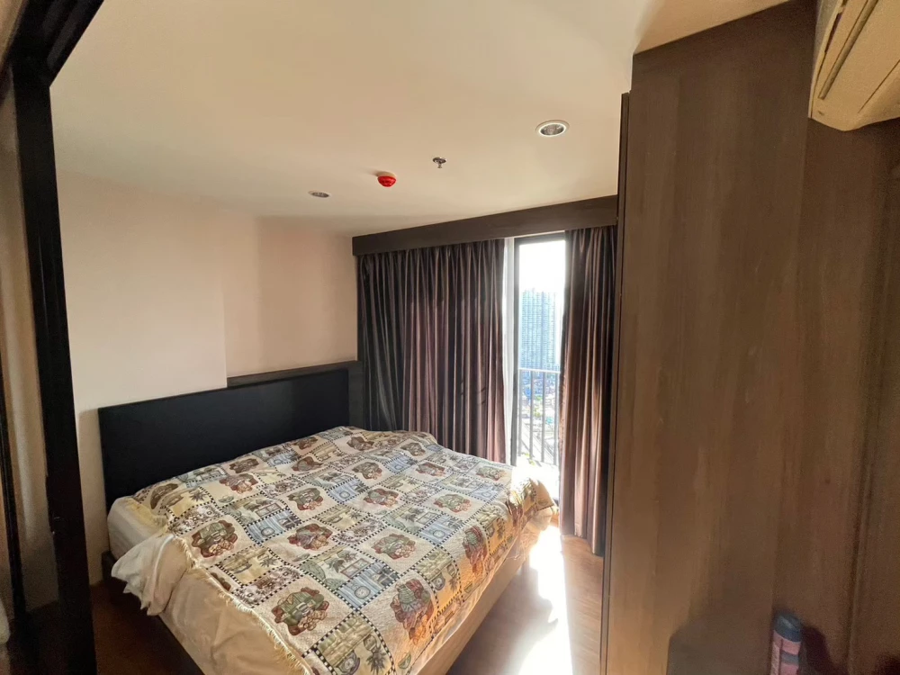 ขาย The Tree Interchange ชั้น 36 ห้องมุม ผนังติดเพื่อนบ้านน้อย สงบ เป็นส่วนตัว แต่งครบพร้อมอยู่